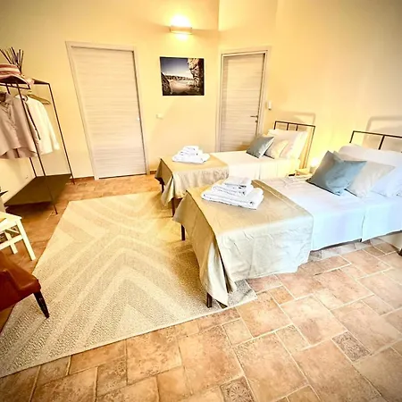 Nido Al Lido Tatil Evi Noto