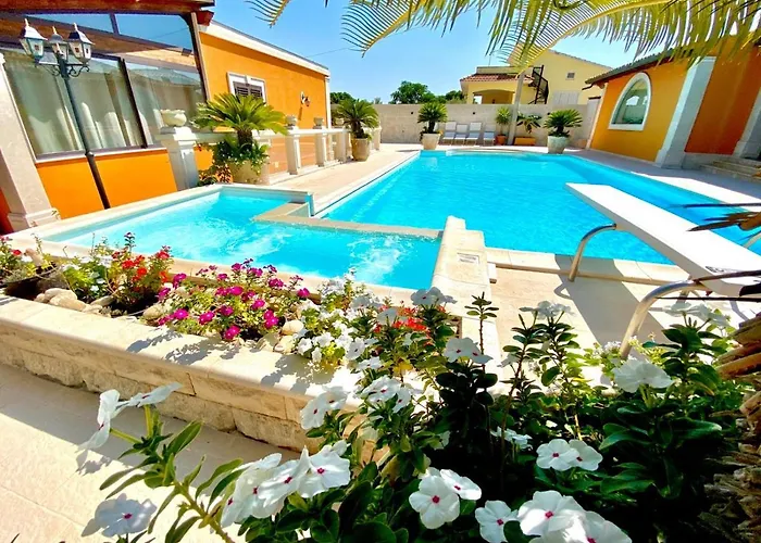 펜션 Nido Al Lido 노토